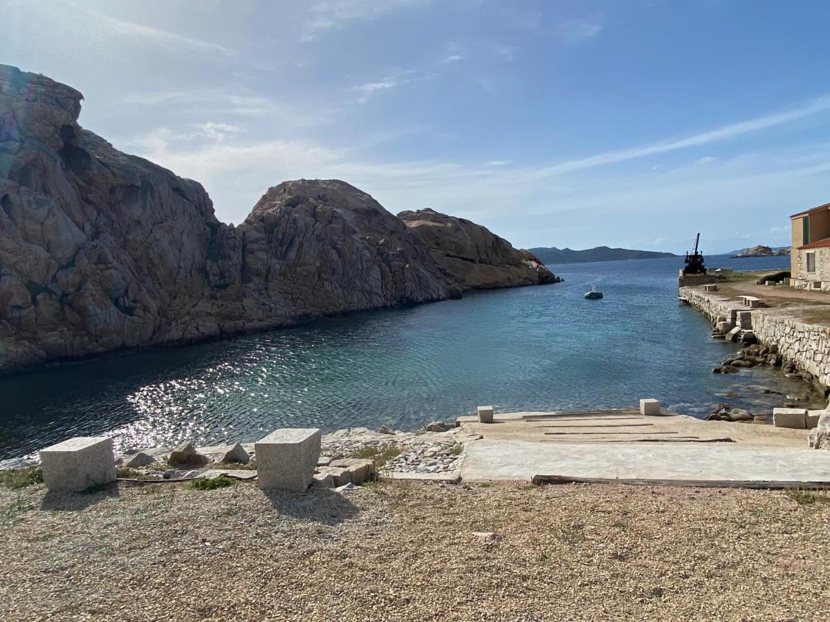 Appartamento Il Paguro A Cala Francese La Maddalena  Zewnętrze zdjęcie